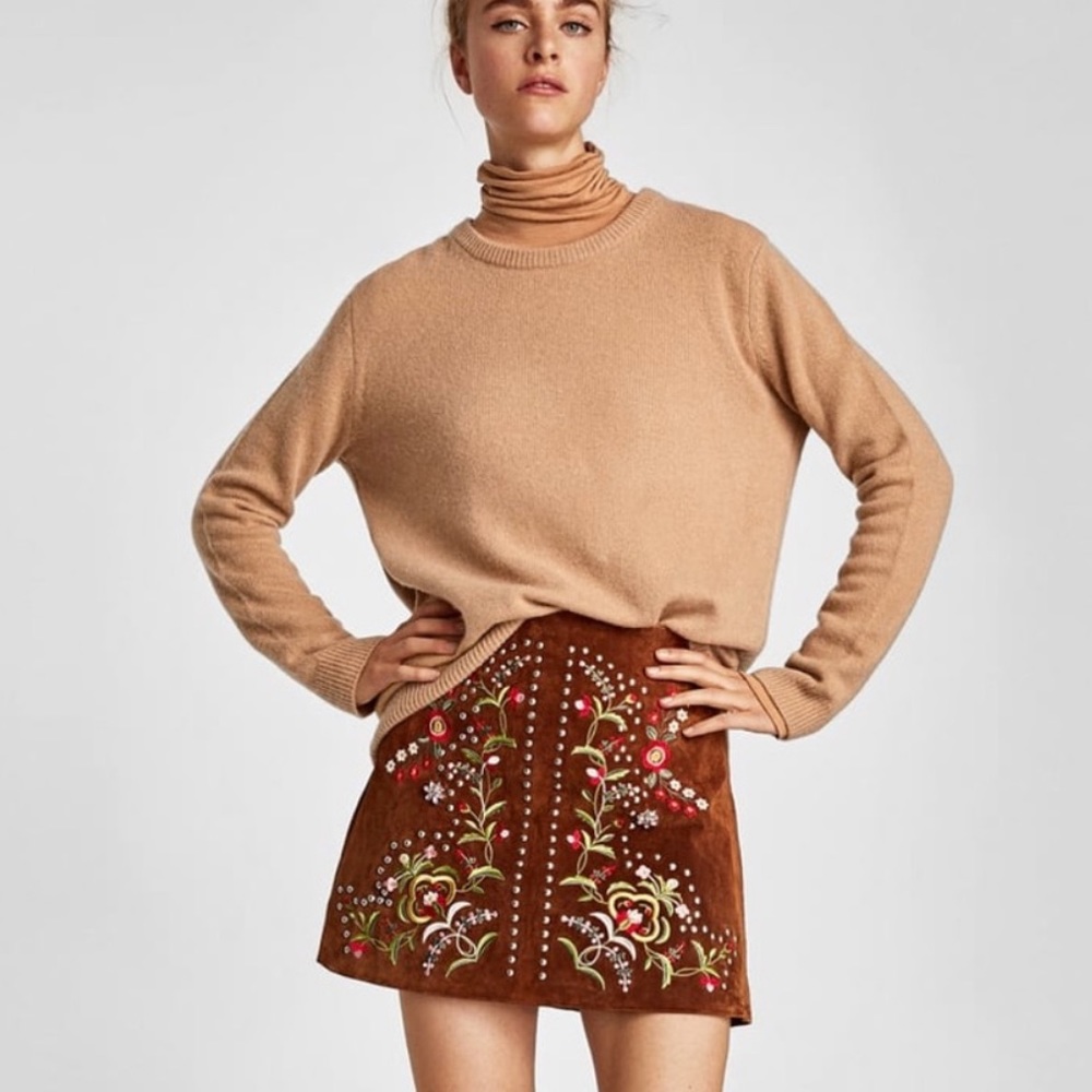 Zara brown embroidered skirt M